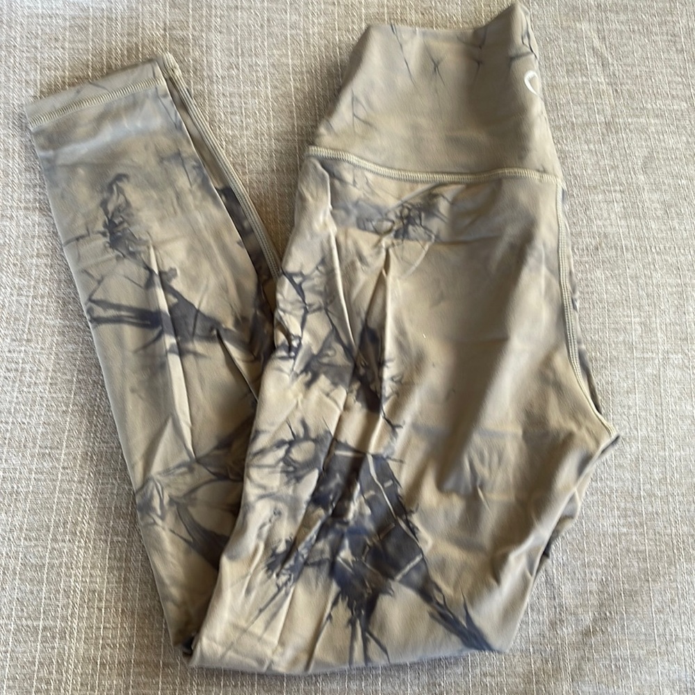 Zyia leggings